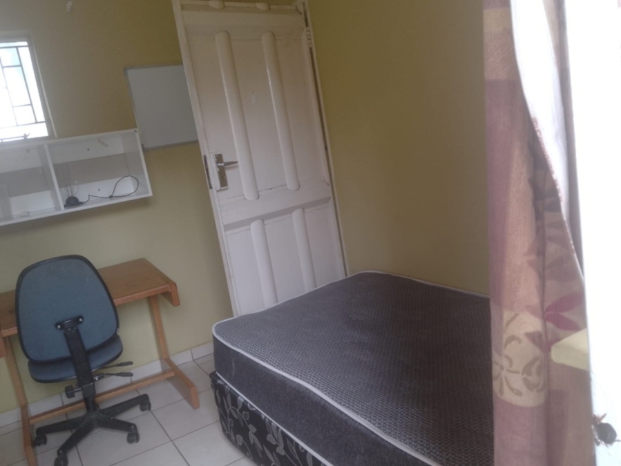 1 Bedroom Property for Sale in Brandwag Free State